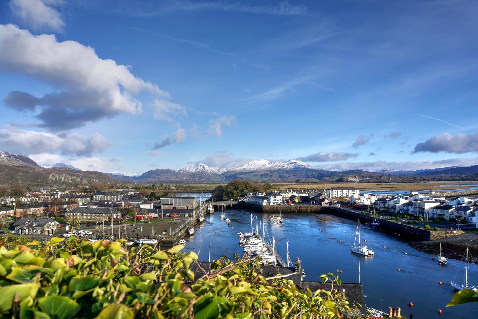 Porthmadog, Sleeps 11, 5 Bedrooms, 5 Bathrooms, Mountain Views Luaran gambar
