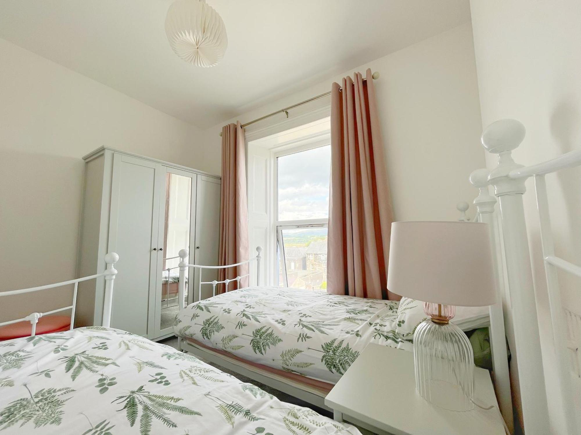 Porthmadog, Sleeps 11, 5 Bedrooms, 5 Bathrooms, Mountain Views Luaran gambar