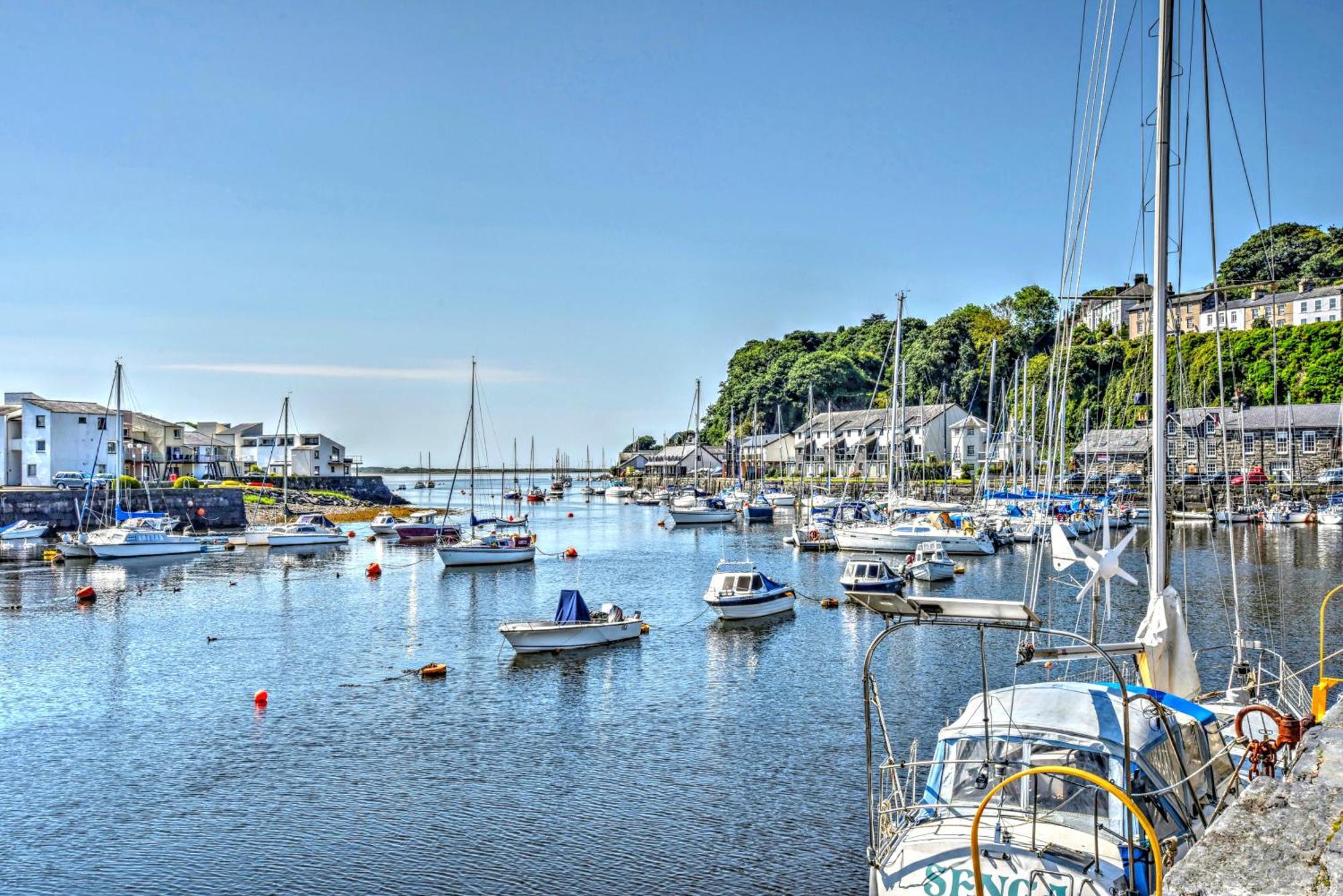 Porthmadog, Sleeps 11, 5 Bedrooms, 5 Bathrooms, Mountain Views Luaran gambar